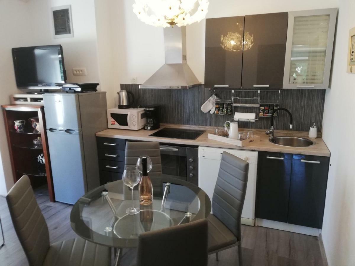 Penelope Appartement Pula Buitenkant foto