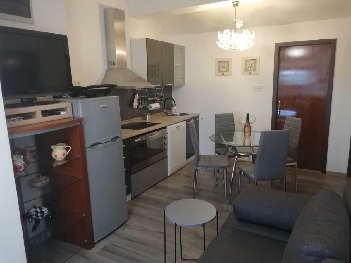 Penelope Appartement Pula Buitenkant foto